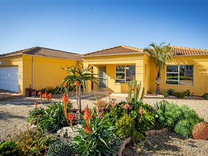 3 Bed House in Uitzicht