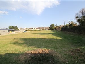 563 m² Land available in Bowtie