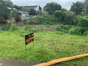 2000 m² Land available in Vincent Heights