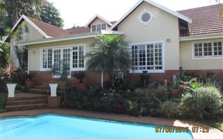 3 Bedroom Townhouse in Oak Park