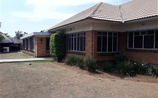 5 Bedroom House in Parkdene