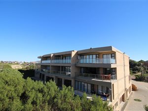 3 Bed Apartment in Paradise Beach