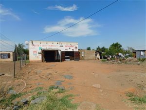 592 m² Land available in Soshanguve