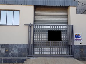 351 m² Industrial space in Lenasia