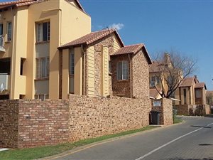 2 Bed Apartment in Halfway Gardens