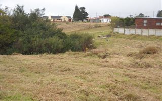 851 m² Land available in Pacaltsdorp