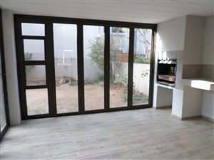 2 Bed Townhouse in Bryanston