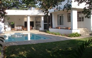 9 Bedroom House in Auckland Park