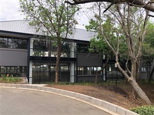 230 m² Commercial space in Woodmead