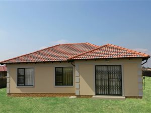 3 Bed House in Nigel Central
