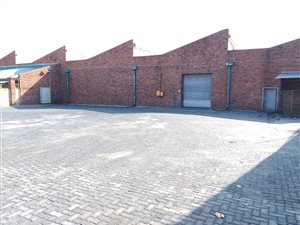 1796 m² Industrial space in Industria West