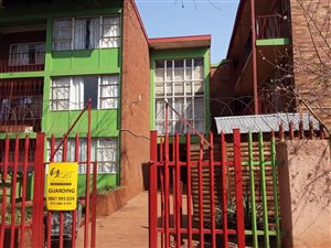1 Bed Apartment in Vanderbijlpark CW1