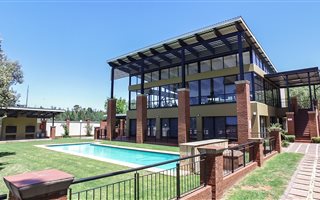 2 Bedroom Townhouse in Glenvista