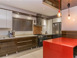 3 Bed House in Honeydew Ridge