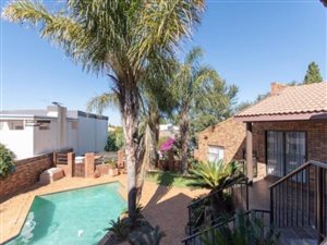 5 Bed House in Meyersdal