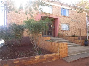 2 Bed House in Vanderbijlpark Central