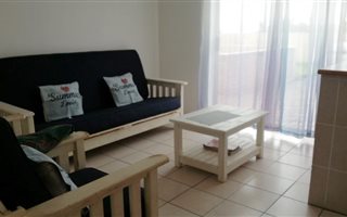 2 Bedroom Garden Cottage in Fairview