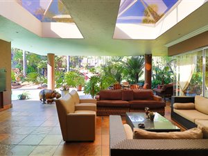 5 Bed House in Bassonia