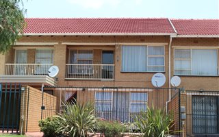 3 Bedroom Townhouse in Birchleigh North