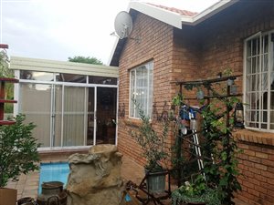 3 Bed Townhouse in Florauna