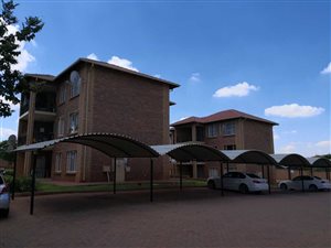 3 Bed Apartment in Glen Lauriston