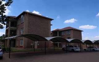 3 Bedroom Apartment in Glen Lauriston