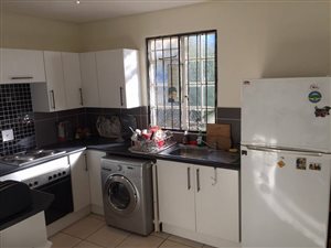 1 Bed Garden Cottage in Orange Grove