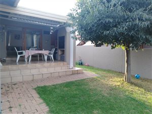 3 Bed House in Thatchfield