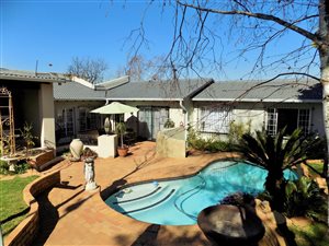 3 Bed House in Sundowner