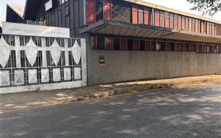 2300 m² Commercial space in Orange Grove