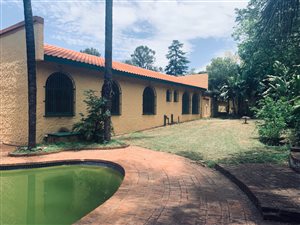 5 Bed House in Lynnwood Glen