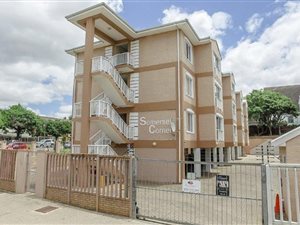 2 Bed Apartment in Grahamstown Central
