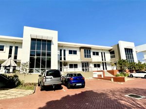 141 m² Commercial space in La Lucia