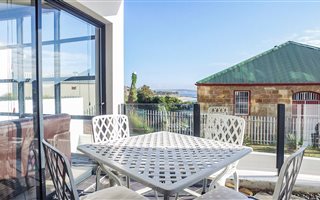 3 Bedroom Apartment in Mossel Bay Central