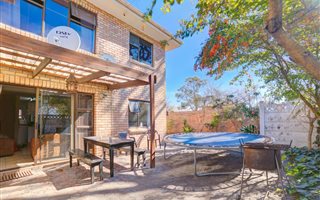 2 Bedroom Apartment in George South