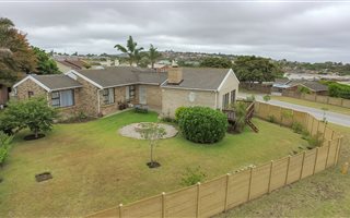 4 Bedroom House in Miramar