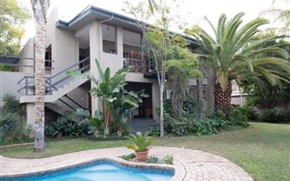 6 Bedroom House in Middelpos