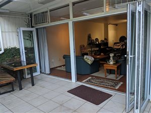 4 Bedroom Duplex in Lynnwood Ridge