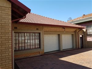 4 Bed House in Marlboro Gardens