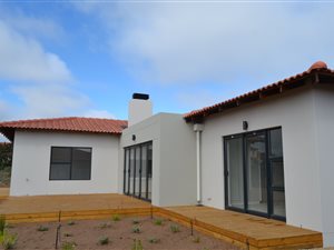 3 Bed House in Langebaan Country Estate