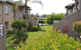 1 Bedroom Townhouse in Norkem Park