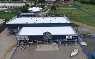 1728 m² Commercial space in Melodie