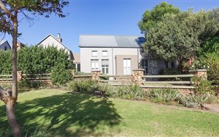 4 Bedroom House in Southdowns Estate