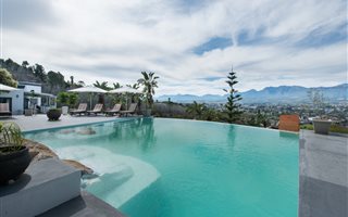 6 Bedroom House in Paarl Central West