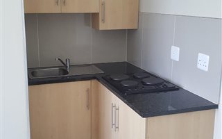 Bachelor apartment in Boksburg Central