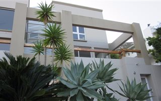 7 Bedroom House in Hermanus Heights