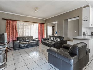 2 Bed Apartment in Westwood