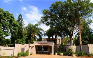 6 Bedroom House in Tijger Valley and surrounds