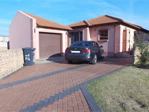 3 Bed Cluster in Noordwyk