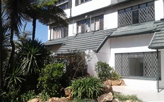 3 Bedroom Duplex in Fairmount